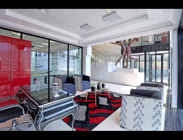 540M² OFFICE TO LET IN PARKMORE